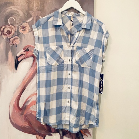 BNWT SEVEN7 Brand Button Up Shirt - Picture 2 of 9